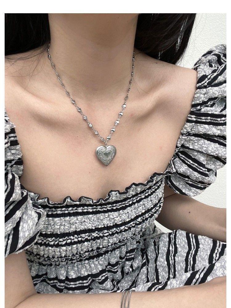 Heart Pendant Alloy Choker Product Image