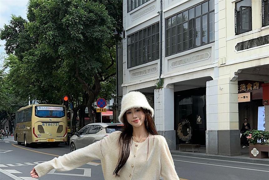 Crew Neck Plain Button-Up Crop Cardigan / High Waist Velvet Wide Leg Pants Product Image