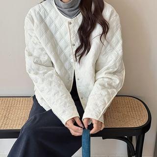 Round Neck Plain Quilted Cropped Puffer Jacket Product Image