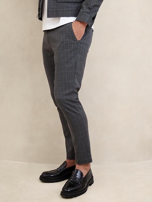 Grayson Slim Tapered Pant Product Image