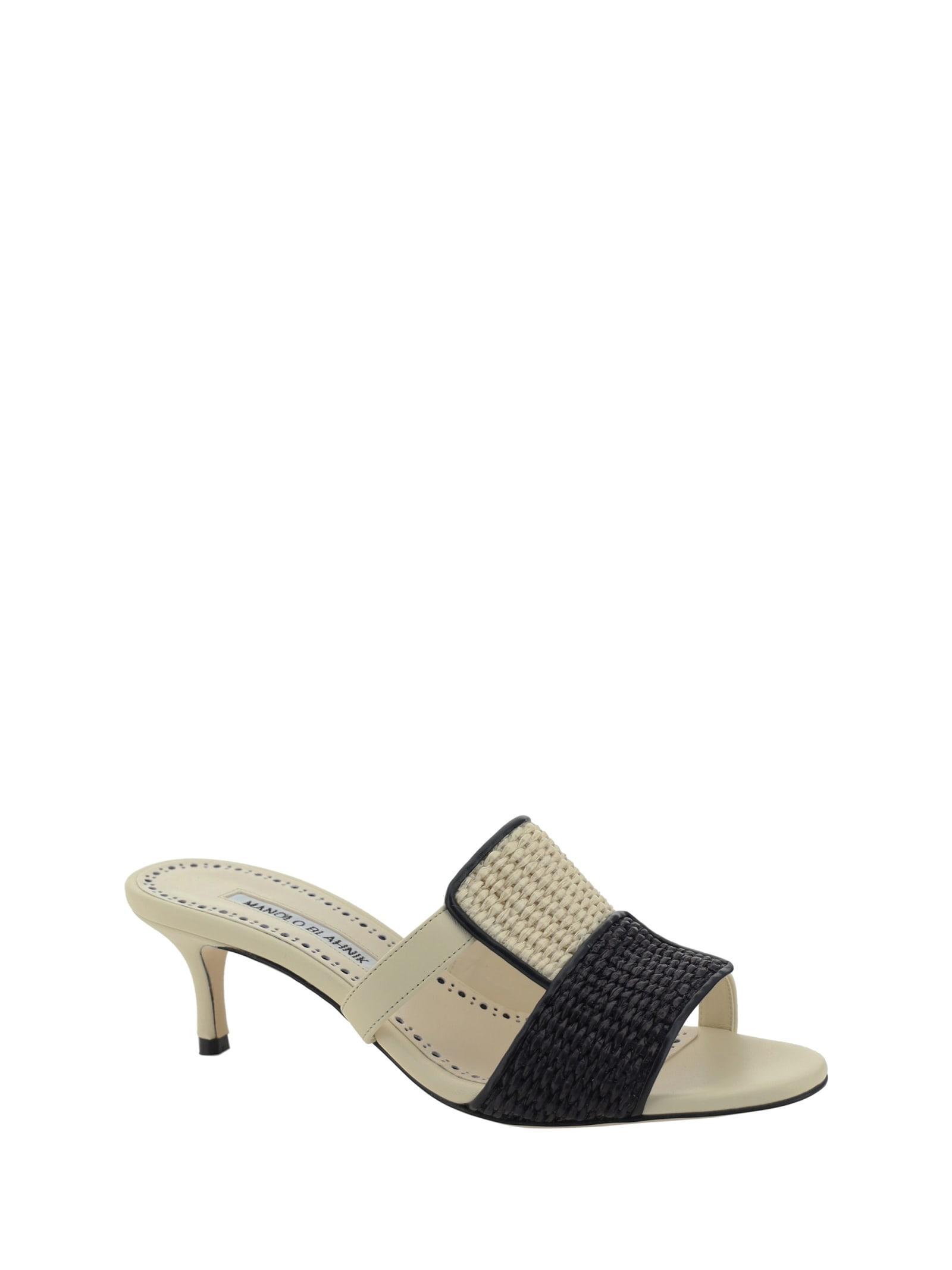 MANOLO BLAHNIK Fabiolamu Fabio Sandals In Beige Product Image