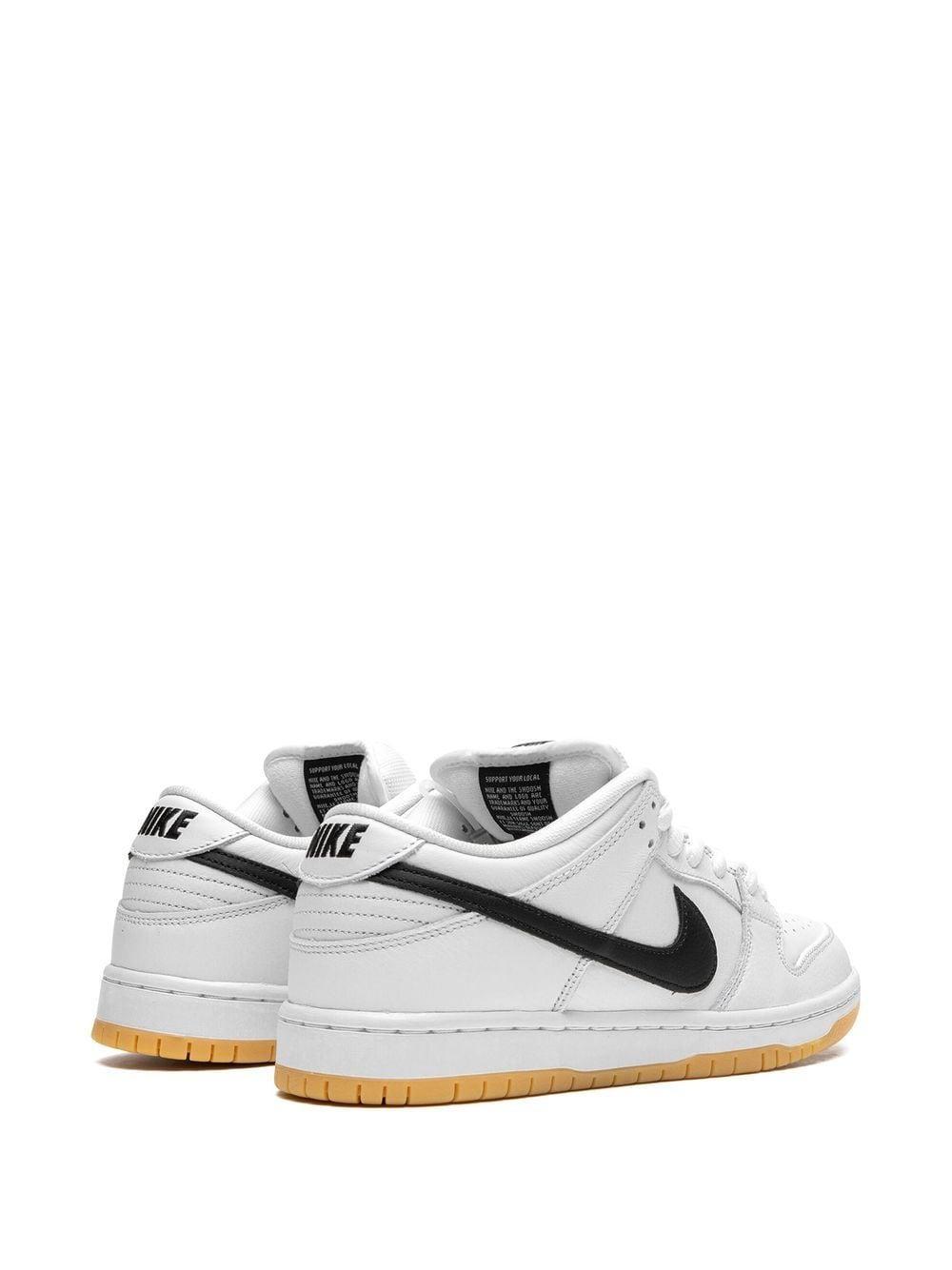 SB Dunk Low "White Gum" sneakers Product Image