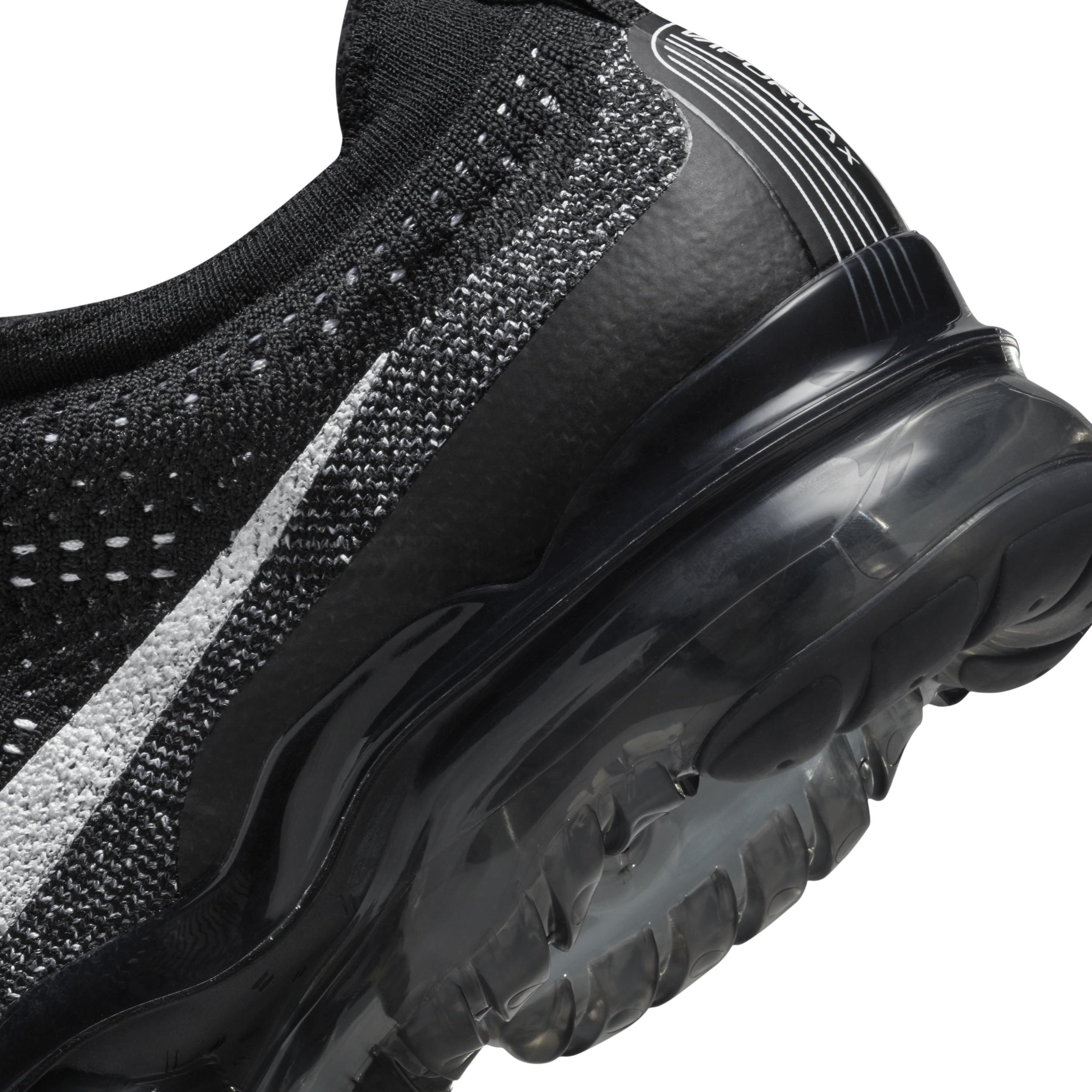 Nike Mens Air VaporMax 2023 Flyknit Running Shoes Product Image