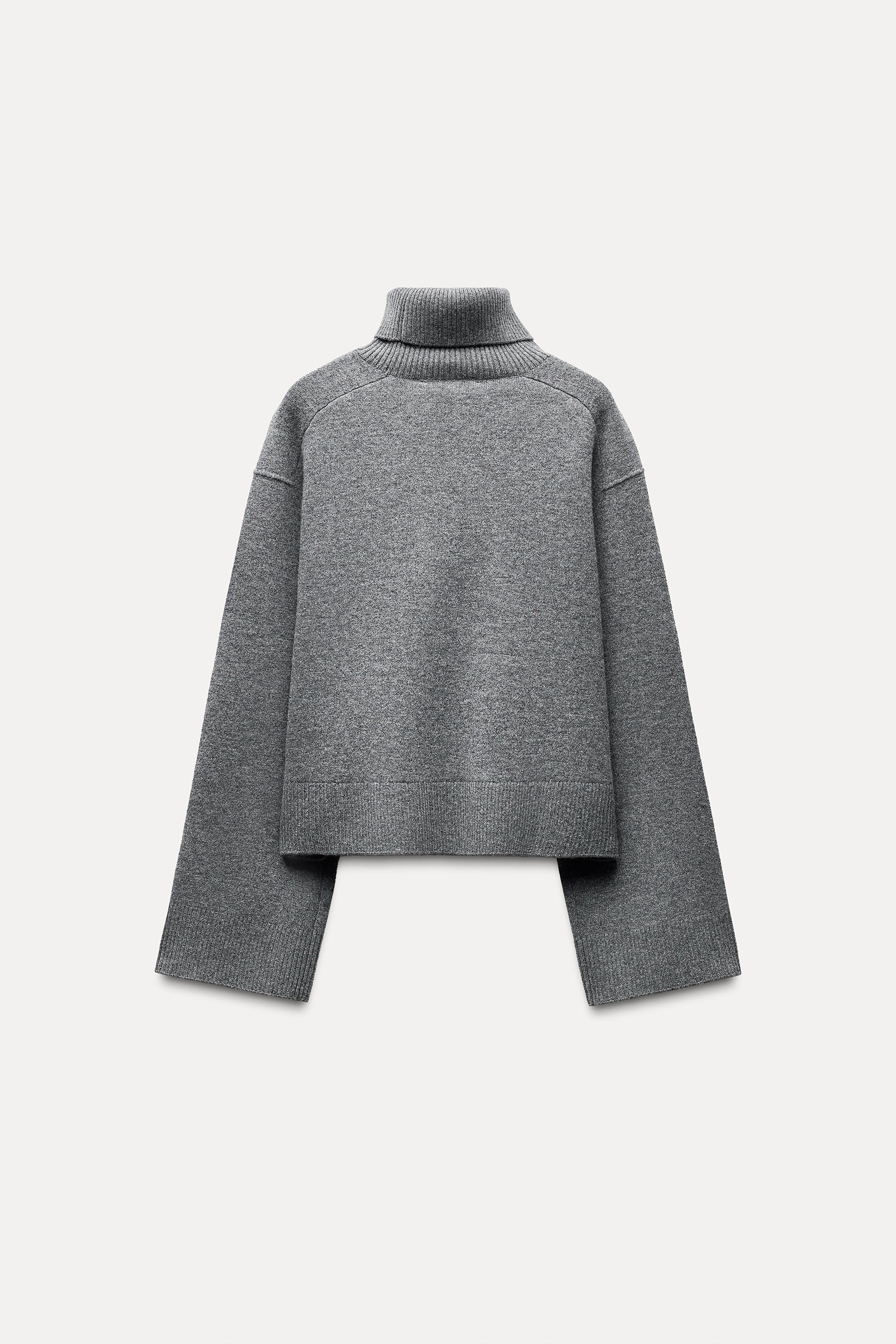 OVERSIZED WOOL SWEATER Product Image