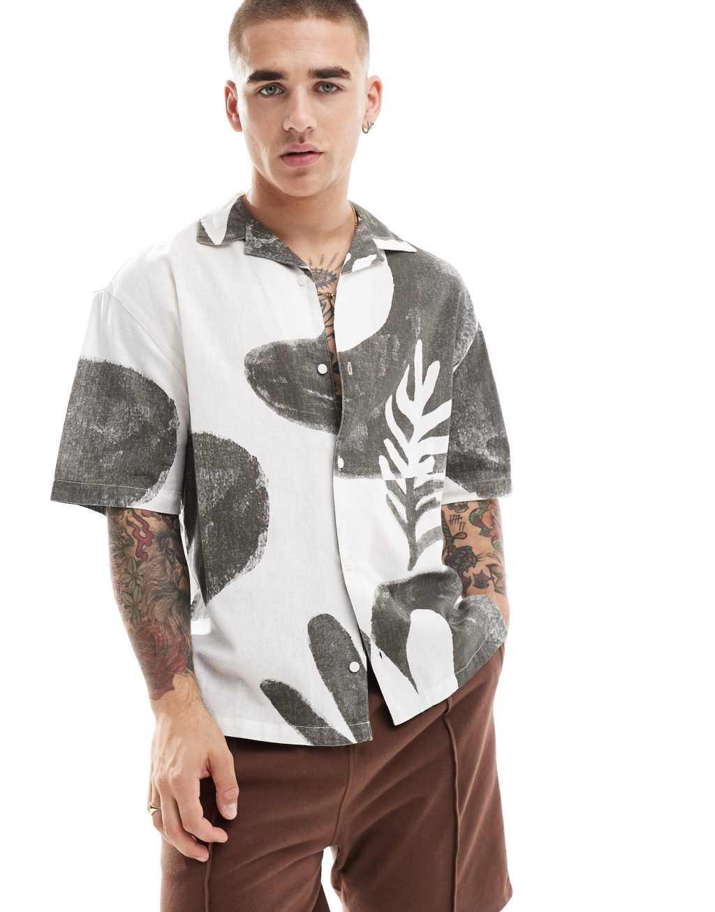 Pull&bear abstract palm print shirt in white and khaki Product Image