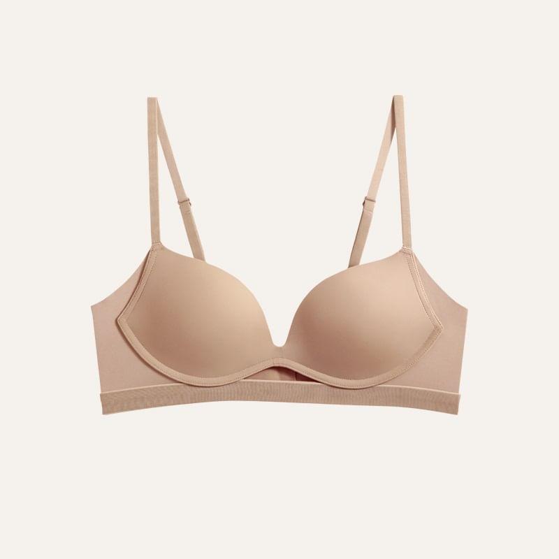 Plain Cutout Wireless Bra Product Image