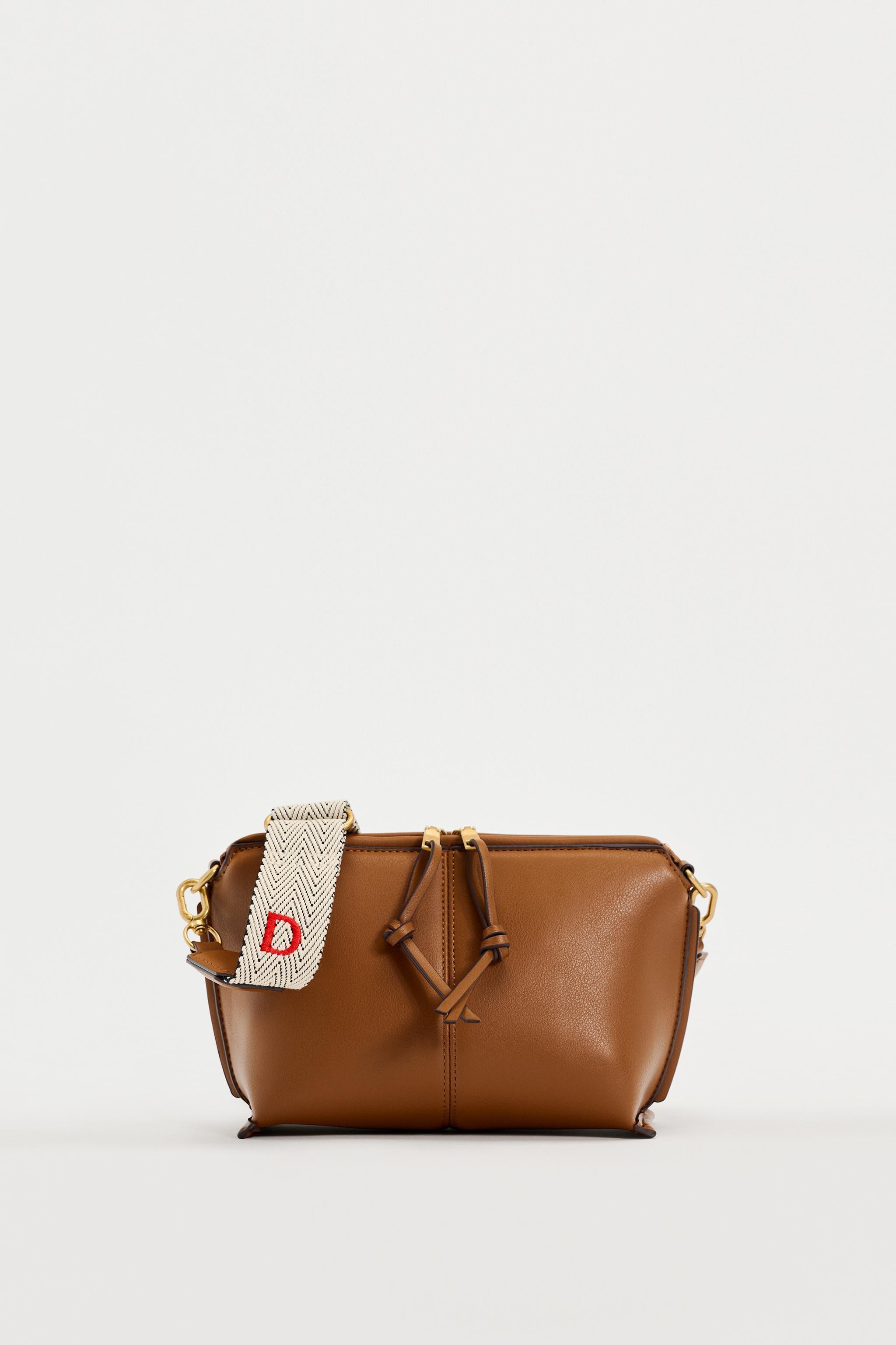 BASIC CROSSBODY BAG Product Image