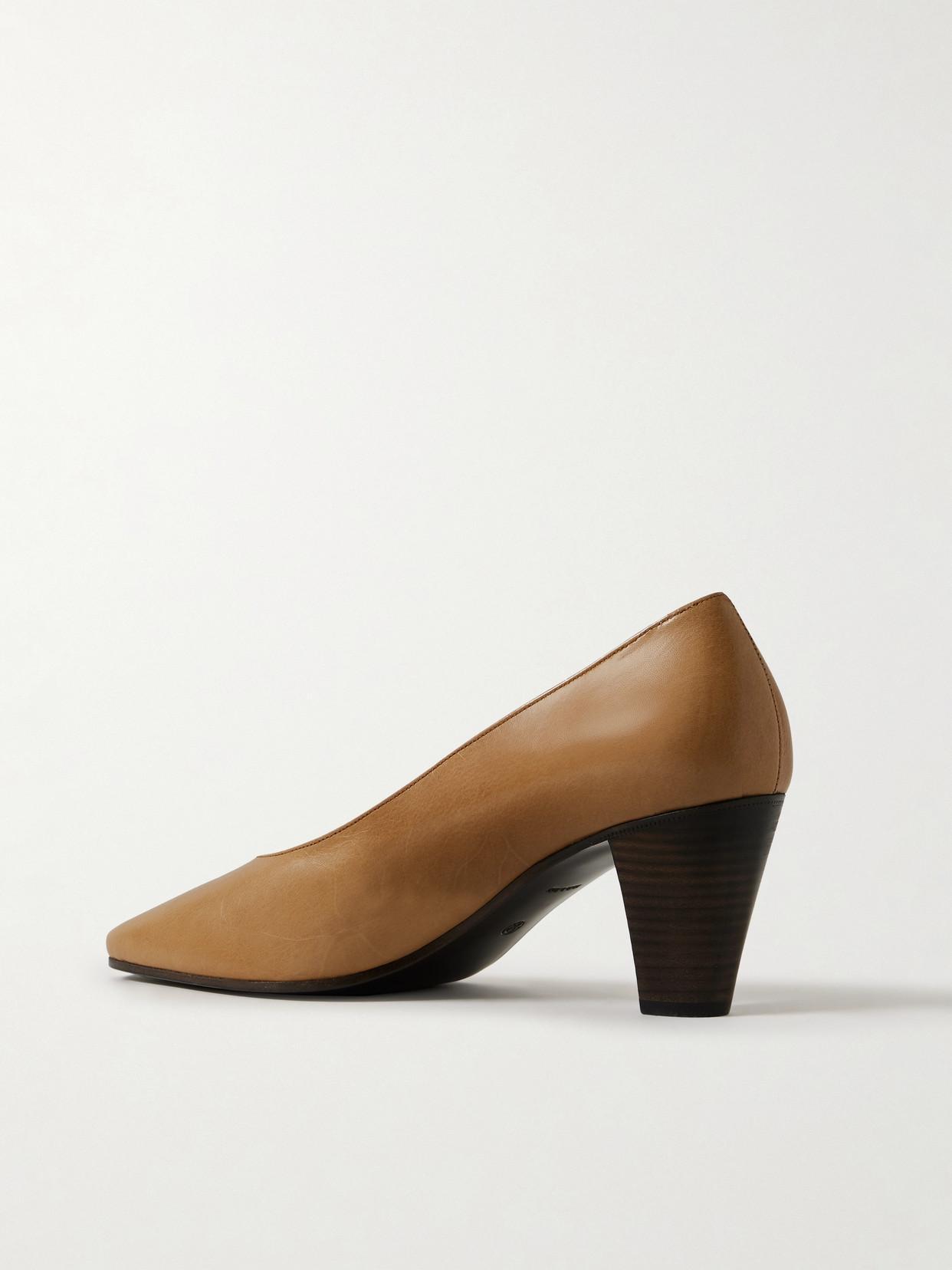 THE ROW Charlotte Leather Pumps In Tan Product Image