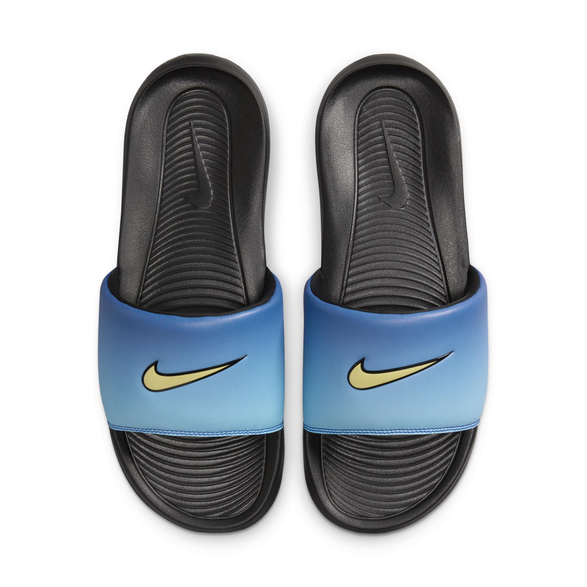 Nike Men's Victori One Slides Product Image