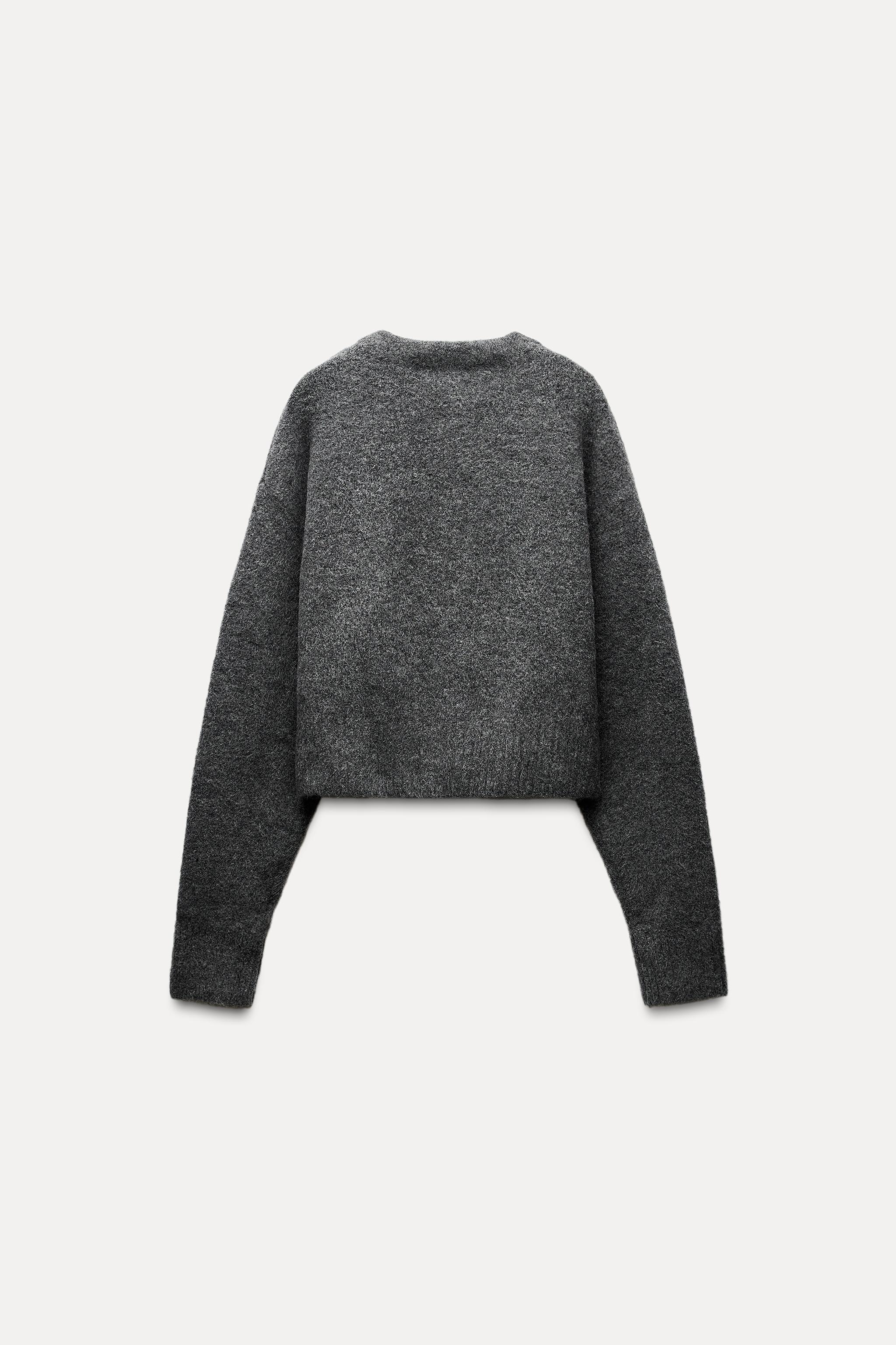 SOFT KNIT SHORT SWEATER Product Image