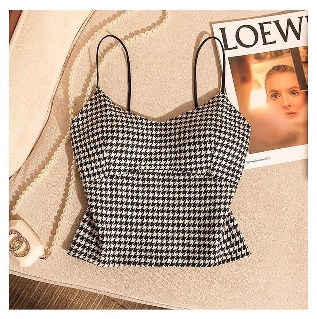 V-Neck Houndstooth Crop Camisole Top Product Image