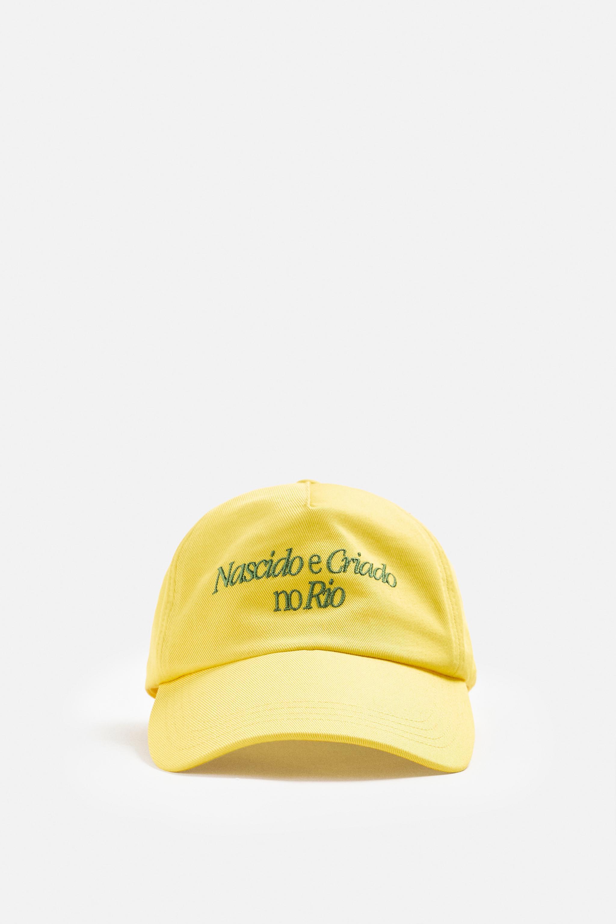 CONTRAST EMBROIDERED CAP Product Image