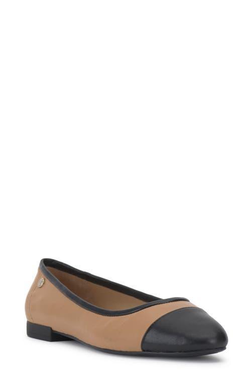 Vince Camuto Minndy Flat Product Image