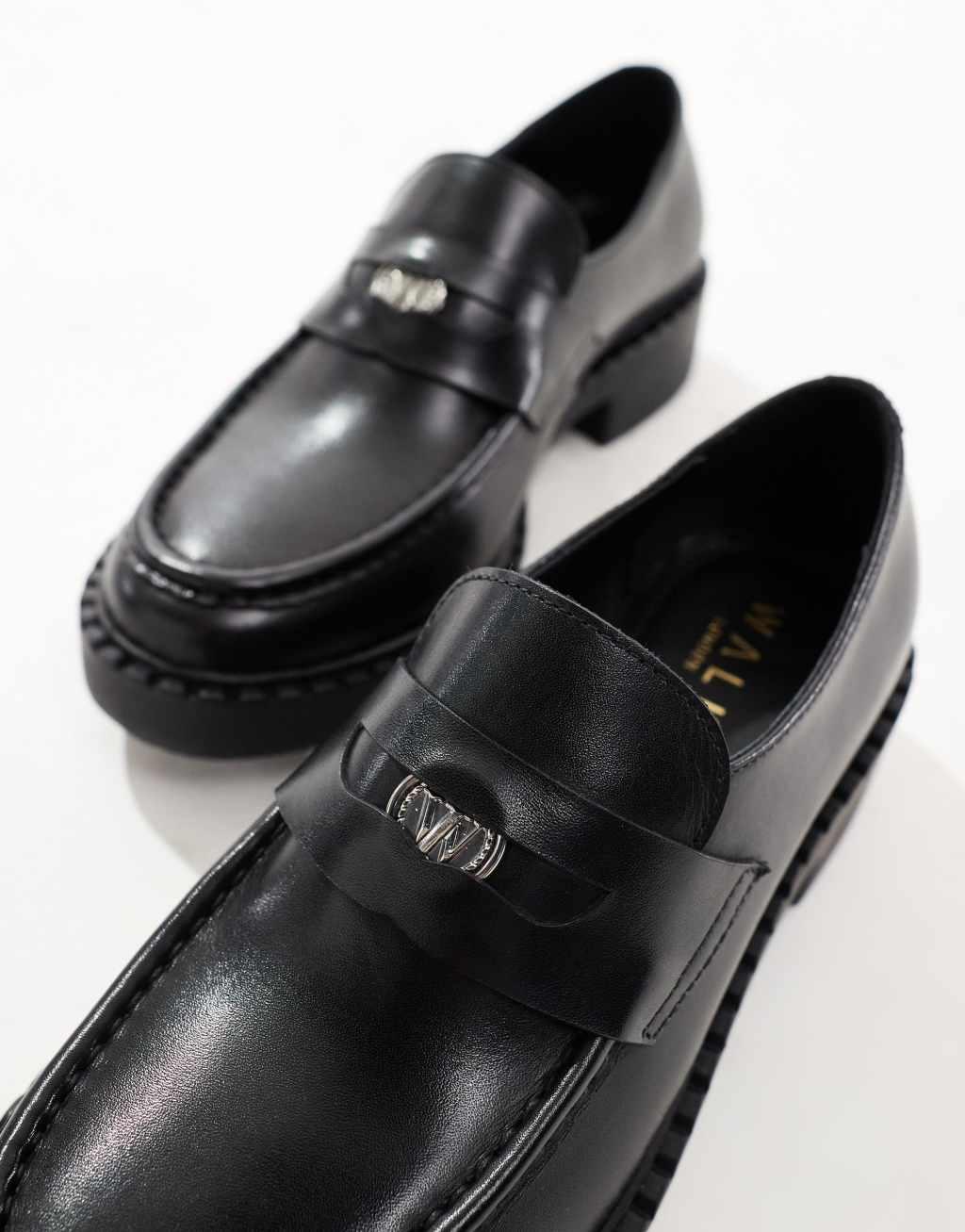 Walk London Dolly penny loafers in black leather Product Image