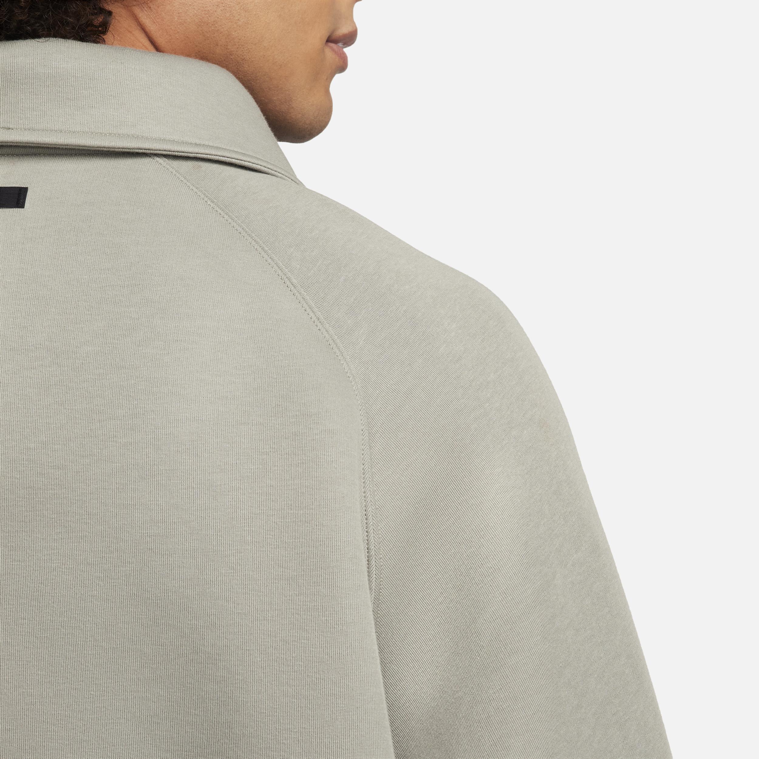 Nike Men's Tech Fleece Reimagined 1/2-Zip Top Product Image