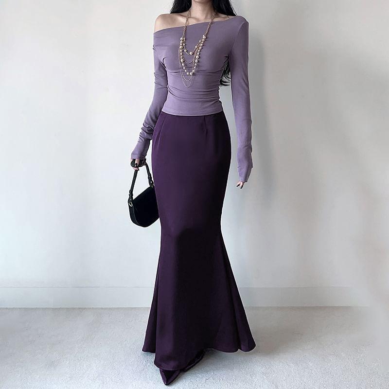 Set: Long-Sleeve Off Shoulder Top + High Rise Maxi Mermaid Skirt Product Image