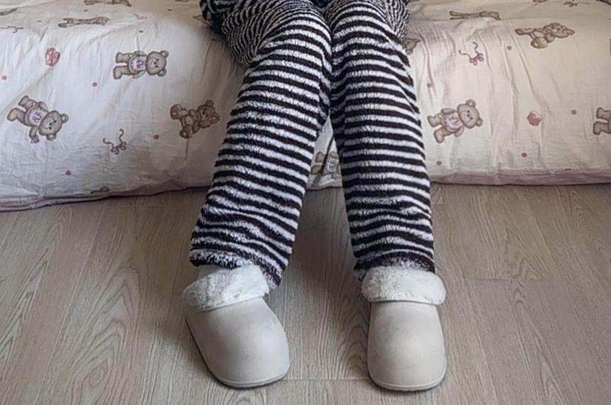 Striped Fleece Pajama Set Product Image