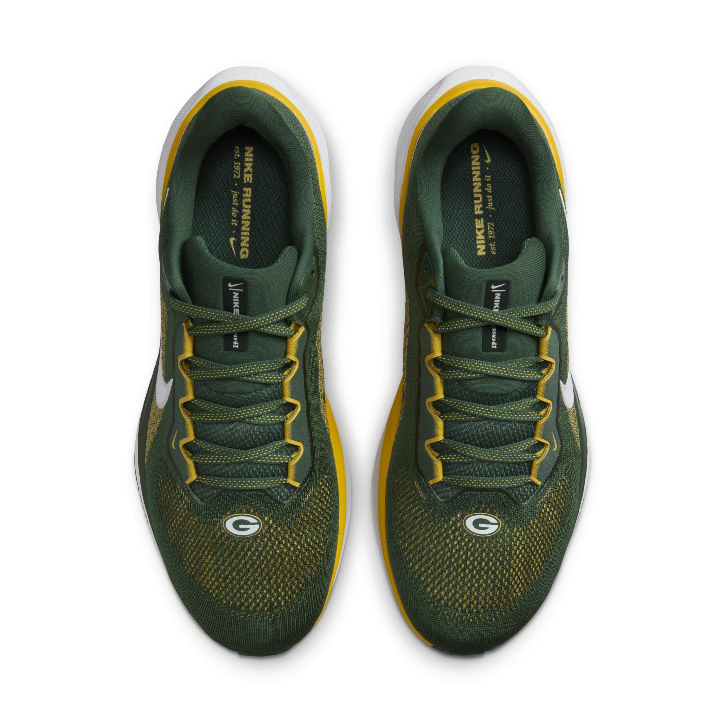 Nike Men's Pegasus 41 NFL Green Bay Packers Road Running Shoes Product Image