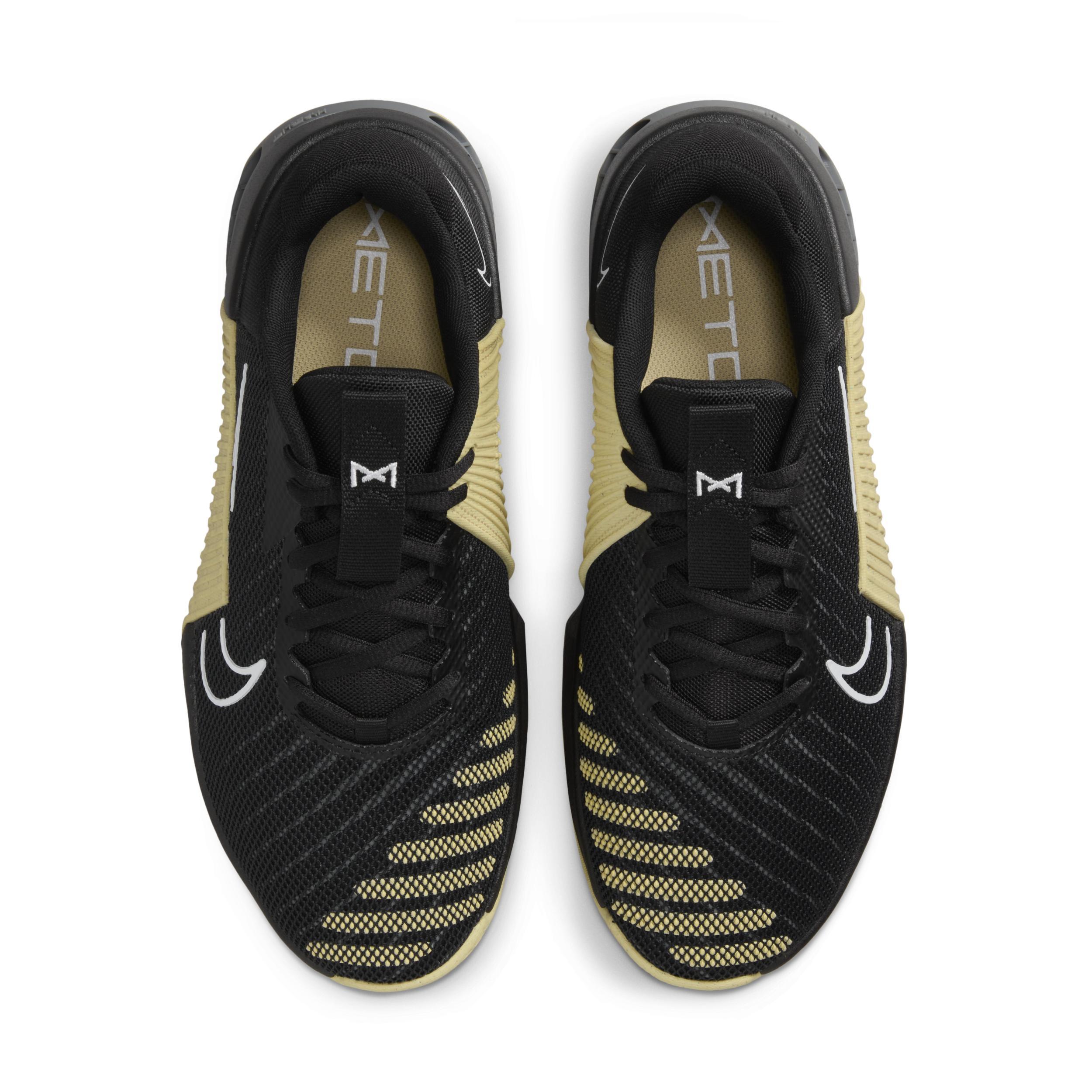 Nike Men's Metcon 9 (Team) Workout Shoes Product Image