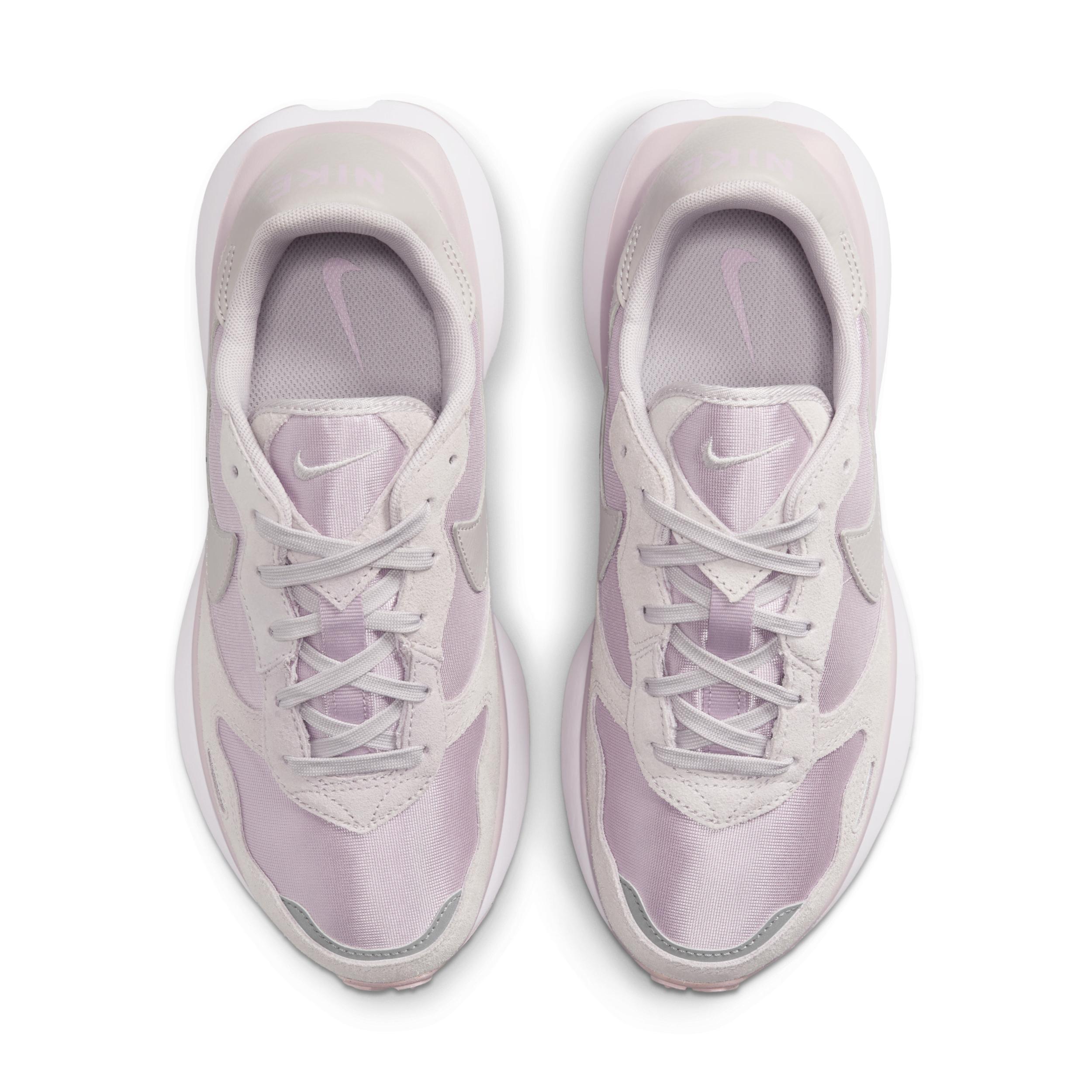 Nike Women's Phoenix Waffle Shoes Product Image