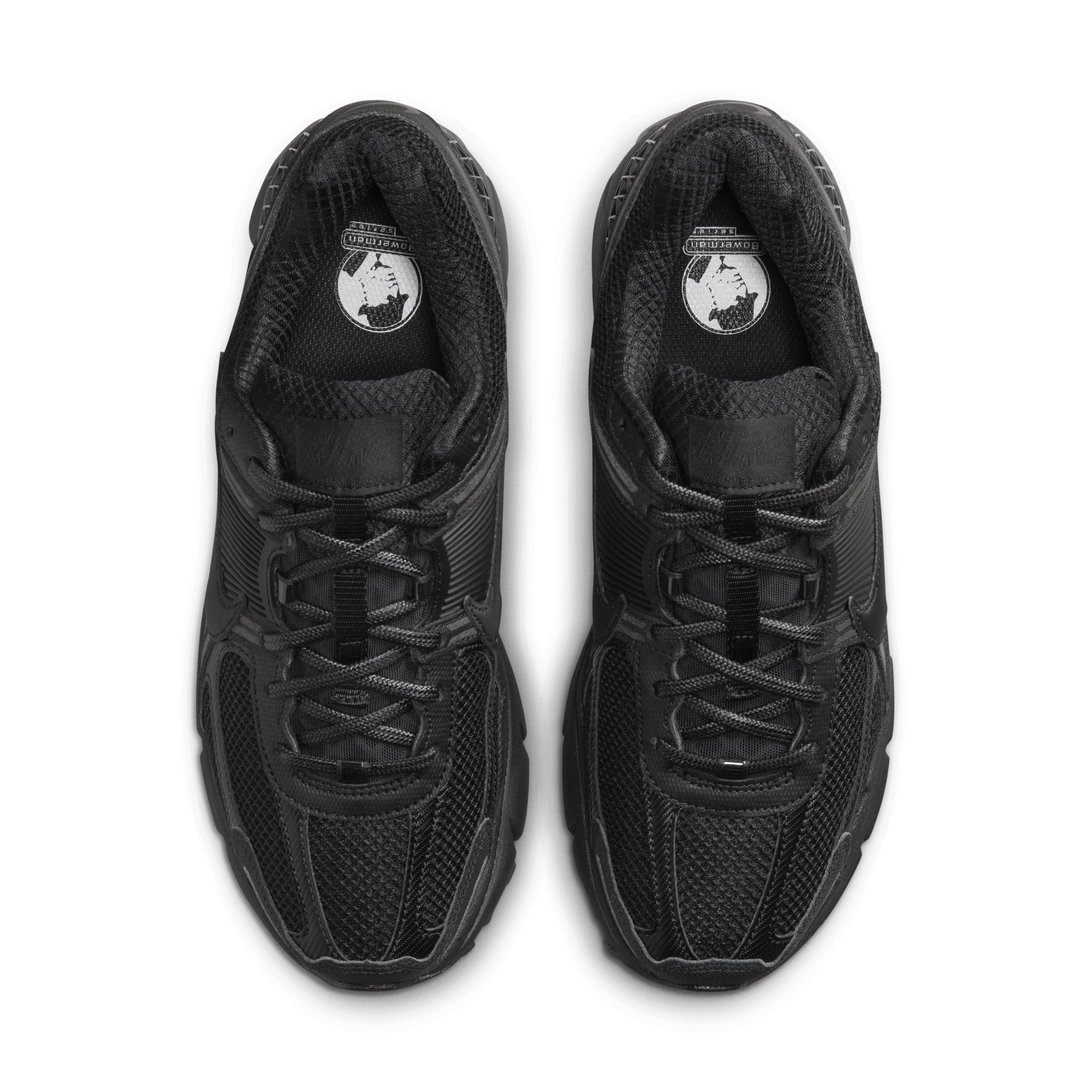 Nike Men's Zoom Vomero 5 Shoes Product Image