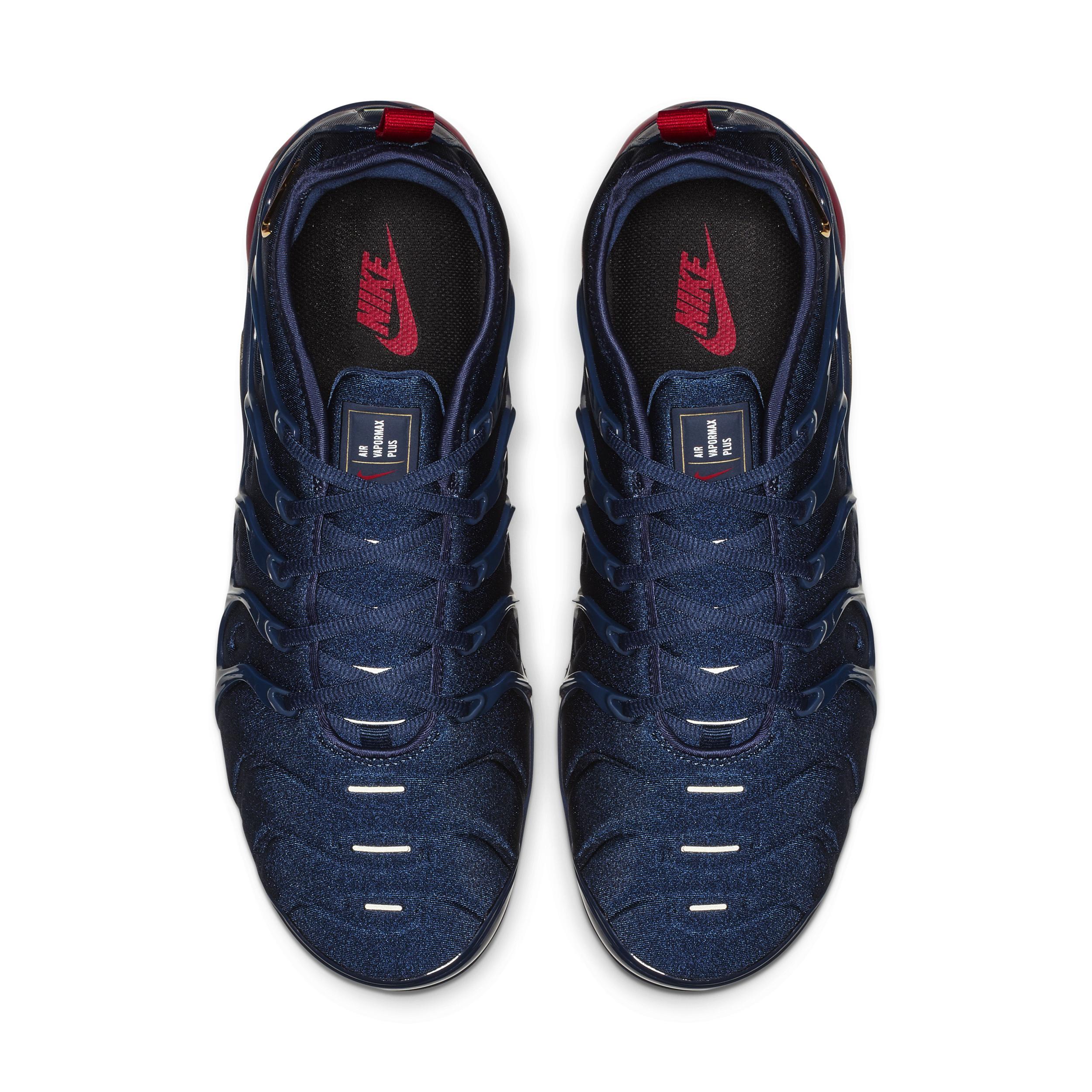 Nike Mens Air VaporMax Plus Shoes Product Image