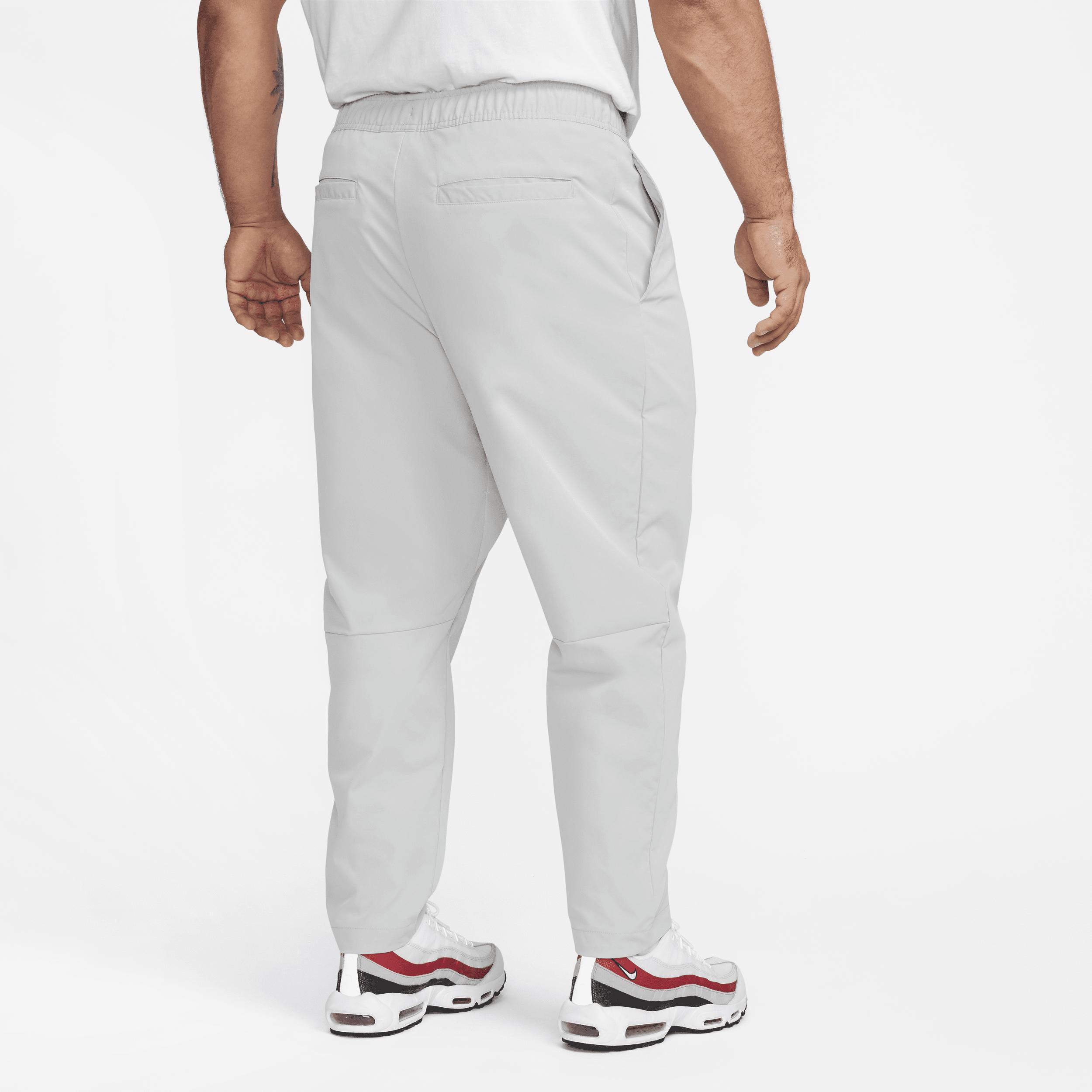 Nike Men's Club Woven Tapered Leg Pants Product Image