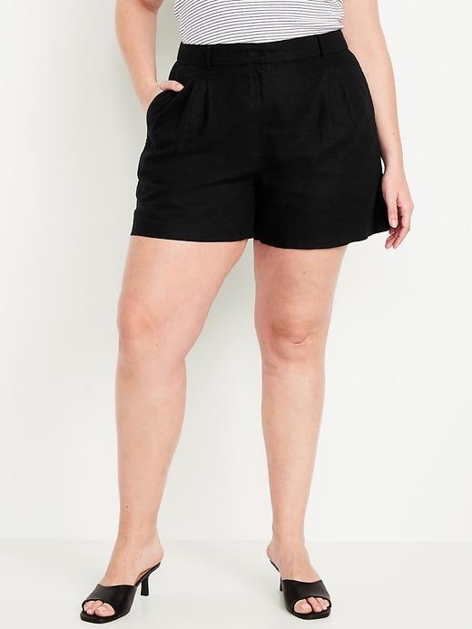 Extra High-Waisted Taylor Linen-Blend Trouser Shorts -- 5-inch inseam Product Image