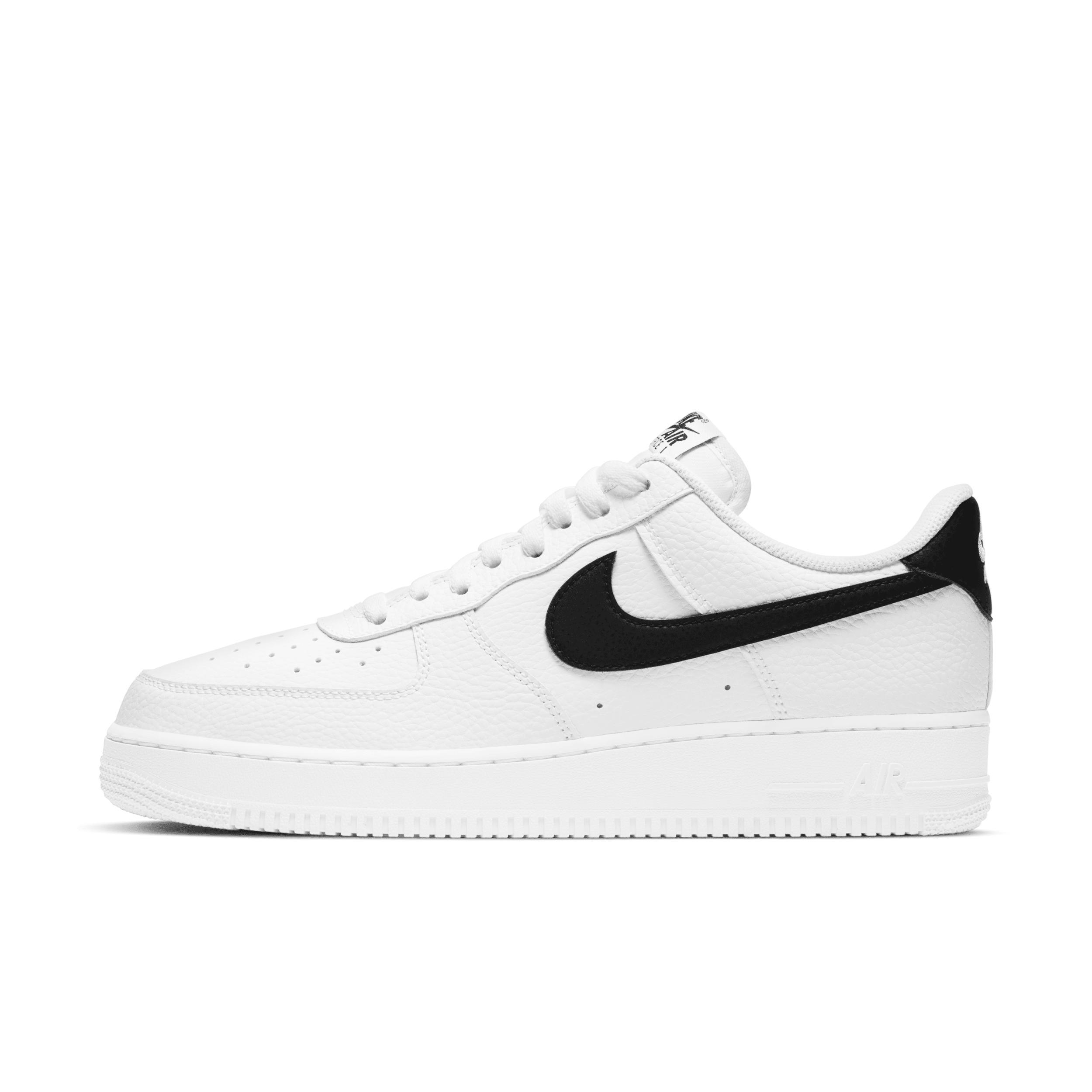 Nike Men's Air Force 1 '07 Shoes Product Image