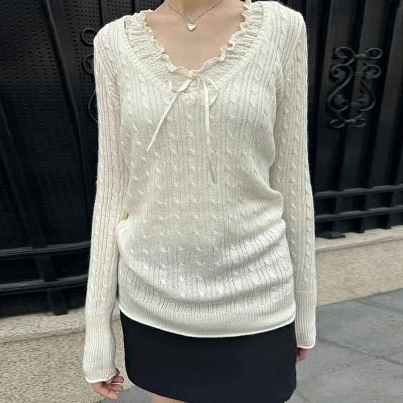 Long-Sleeve V-Neck Plain Cable Knit Sweater Product Image