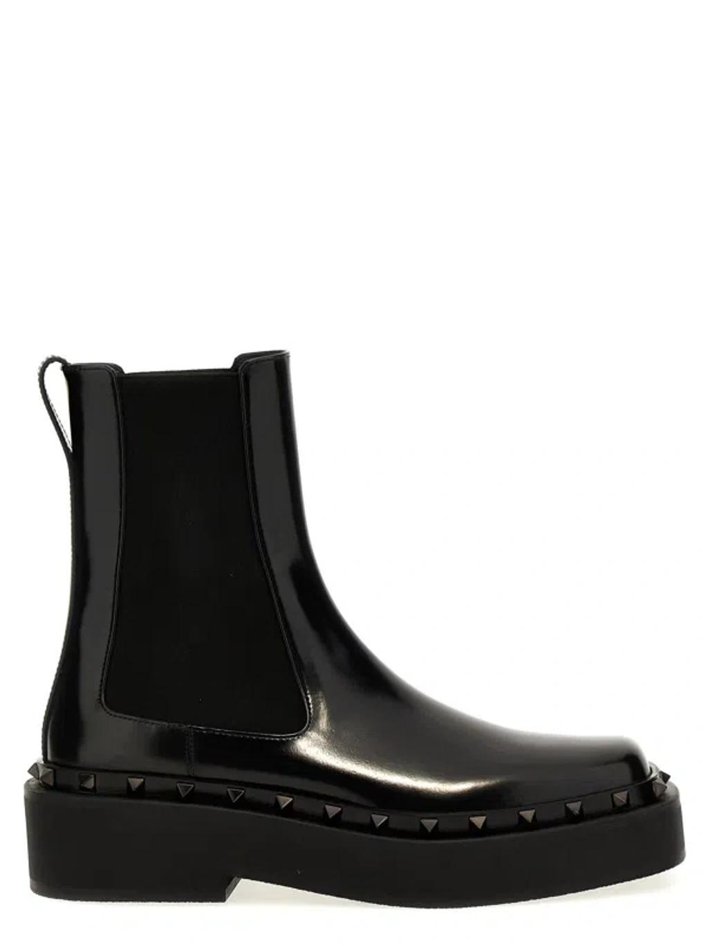 VALENTINO GARAVANI Boots In Black Product Image