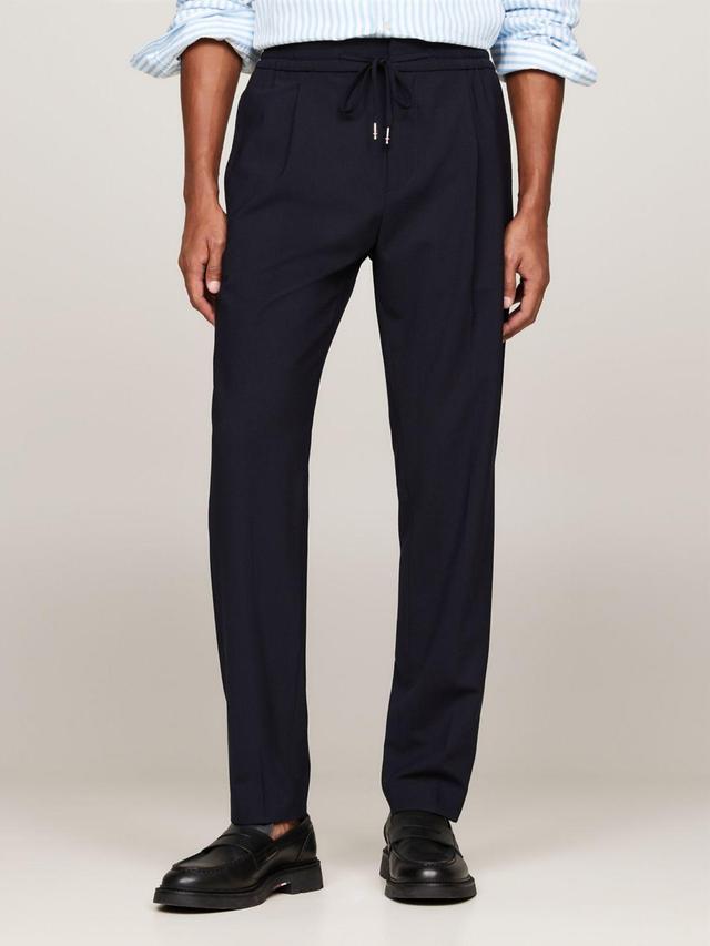 Tommy Hilfiger Men's Relaxed Tapered Fit Travel Pant - Navy - 32W x 30L Product Image