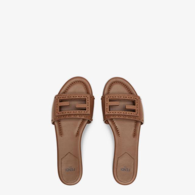 BaguetteBrown leather slides Product Image