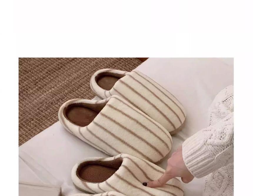 Striped Slippers Product Image