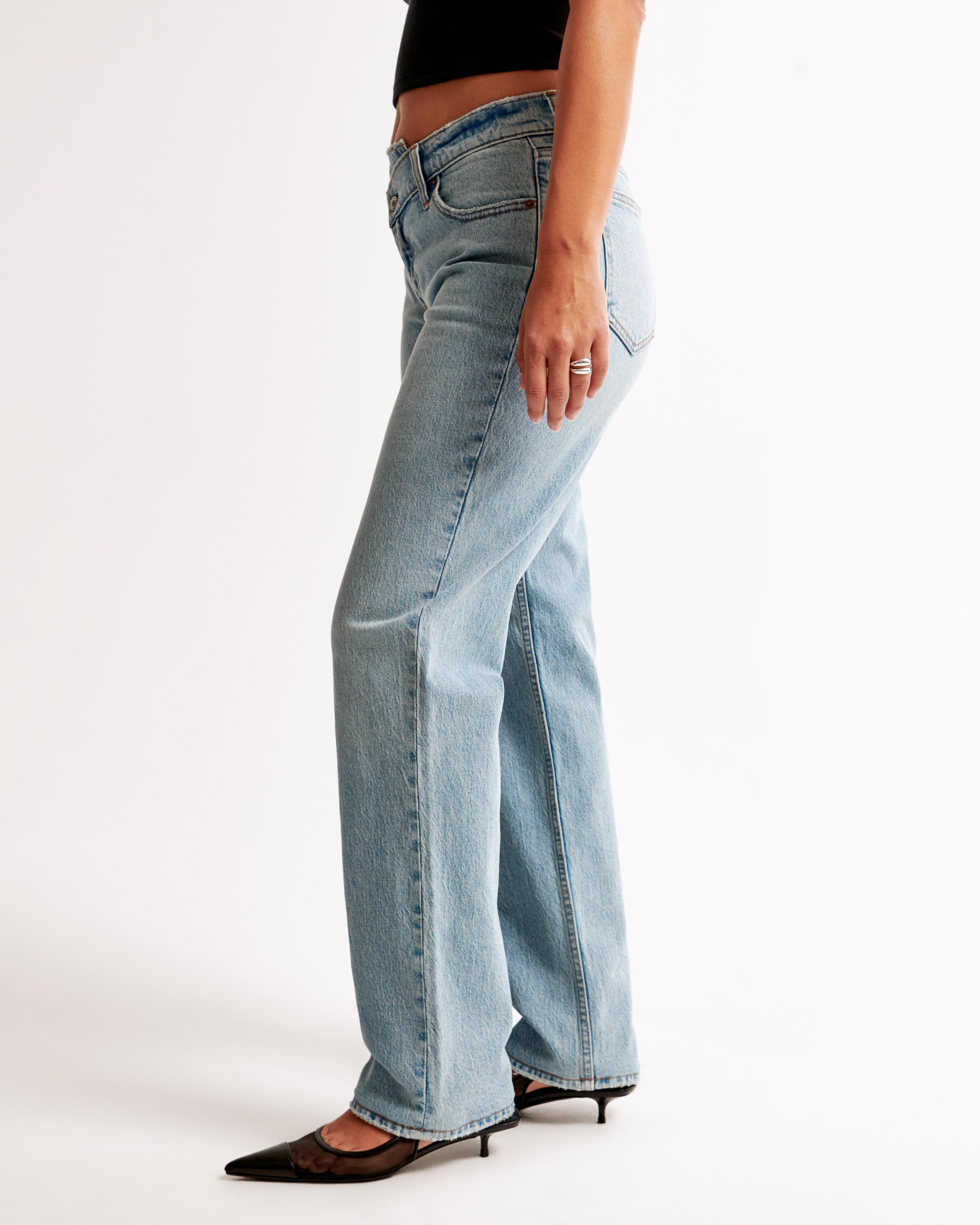 Curve Love Mid Rise 90s Straight Jean Product Image