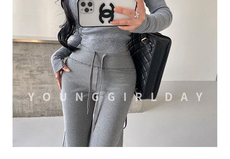 Drawstring Waist Plain Wide Leg Sweatpants Product Image