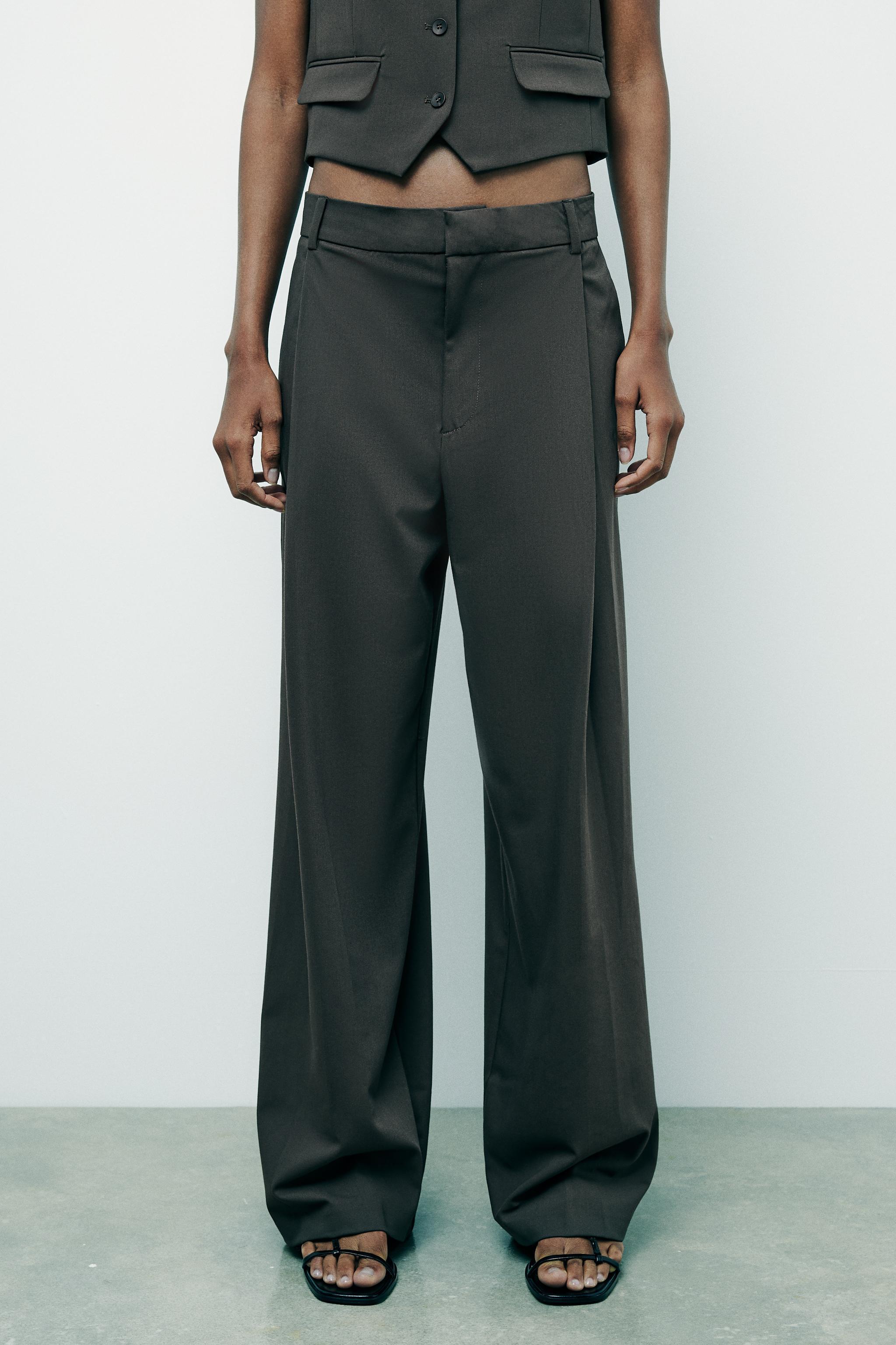 PLEATED PANTS Product Image