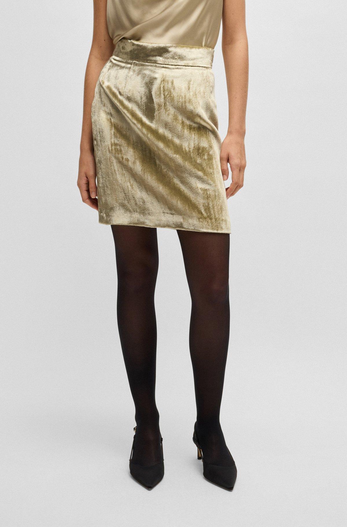 Mini skirt in plush velvet with smooth lining Product Image