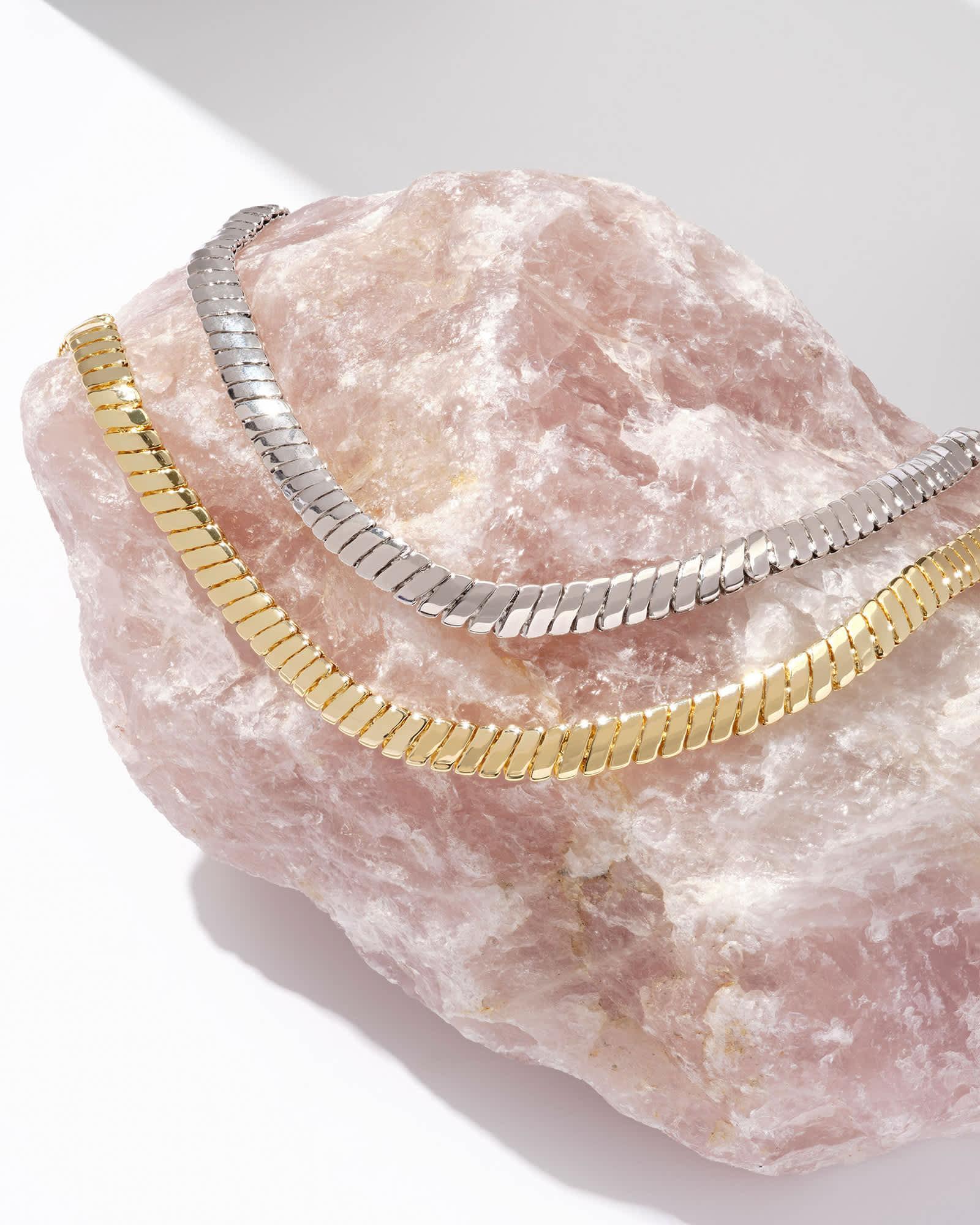 Lex Chain Necklace in Gold Product Image