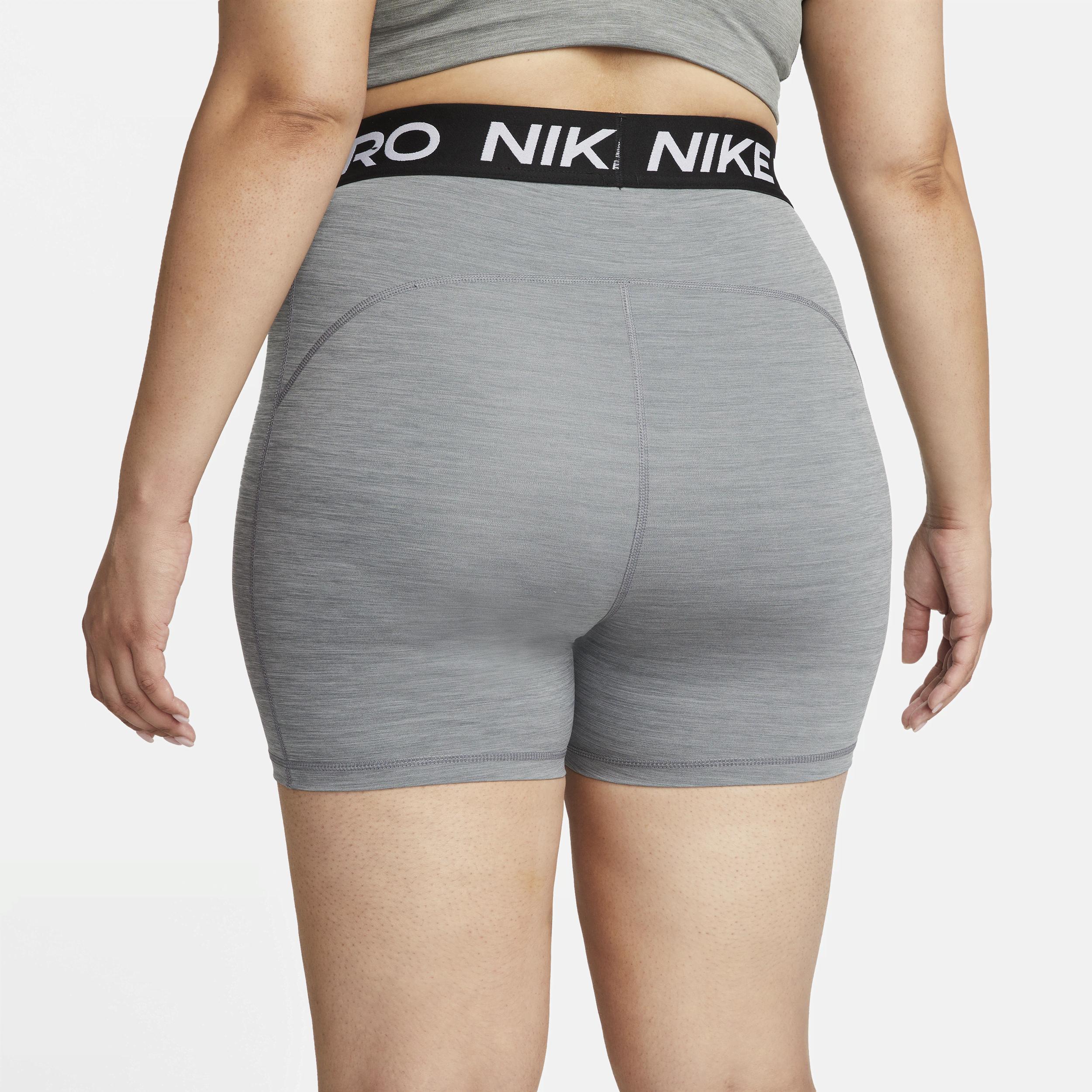 Womens Nike Pro 365 5 Shorts (Plus Size) Product Image