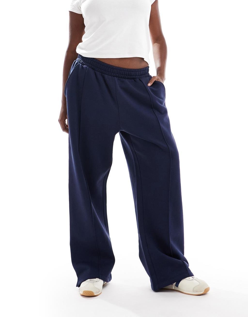 ASOS DESIGN Curve heavy weight straight leg sweatpants with pintuck in navy Product Image