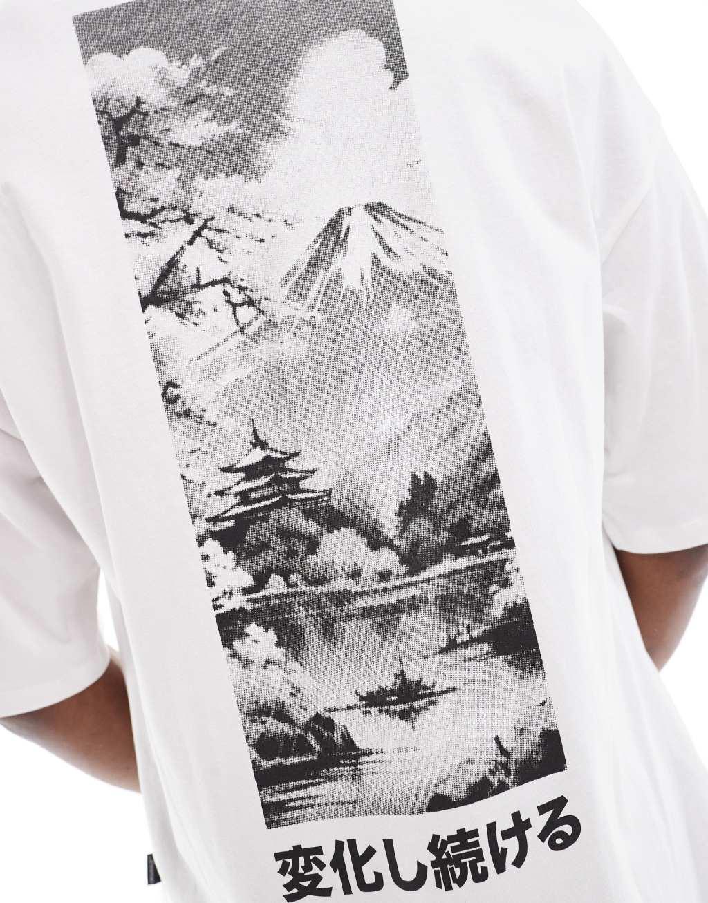 Jack & Jones super oversized photographic mountain back print T-shirt in white Product Image