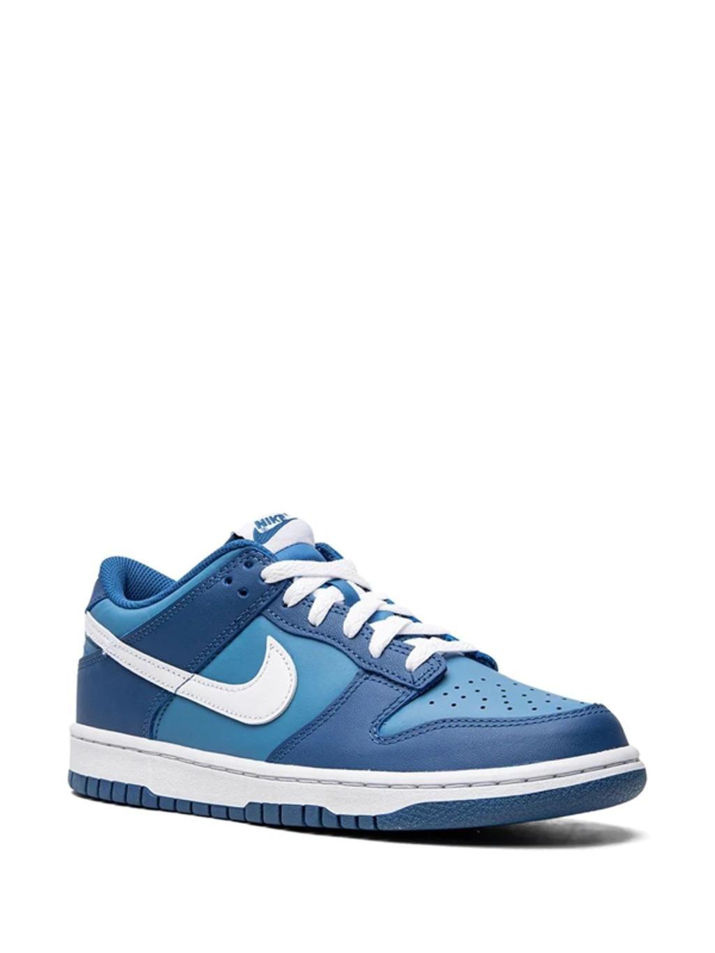 Dunk Low Sneakers In Blue Product Image