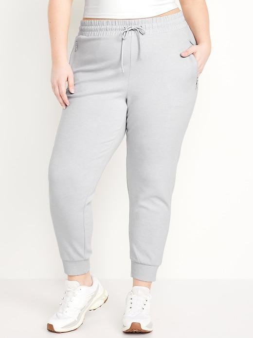 High-Waisted Dynamic Fleece Joggers Product Image