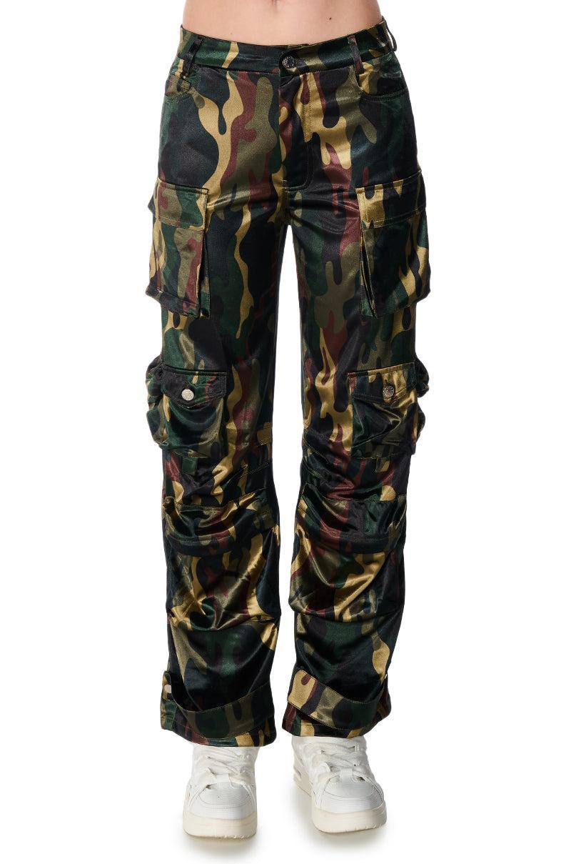 BONNE SOIREE CARGO PANTS Product Image