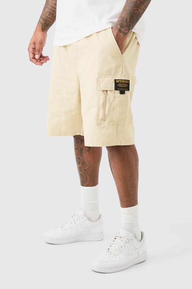 Mens Beige Plus Fixed Waist Twill Relaxed Cargo Zip Detail Tab Short, Beige Product Image