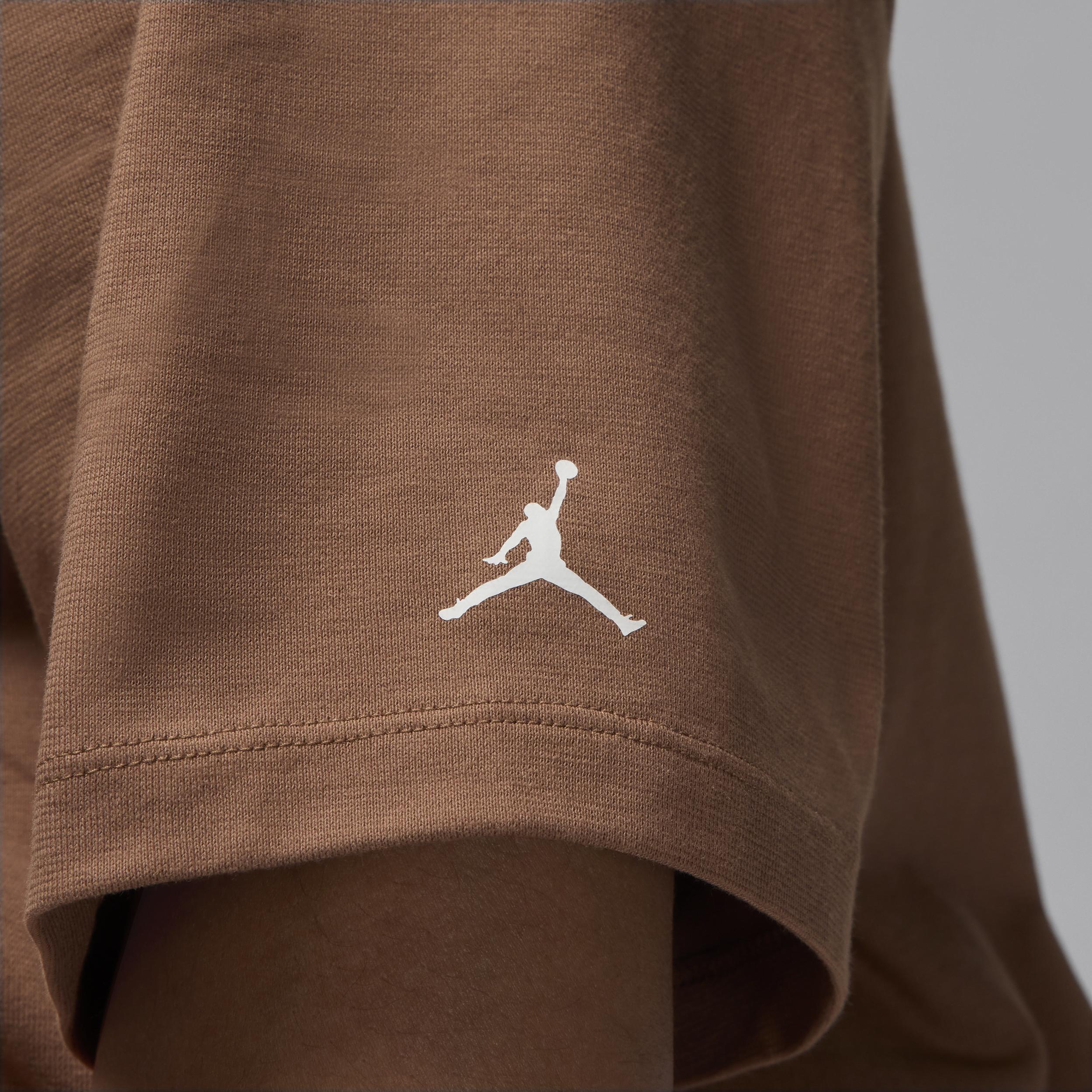 Womens Jordan Flight Heritage Graphic T-Shirt (Plus Size) Product Image