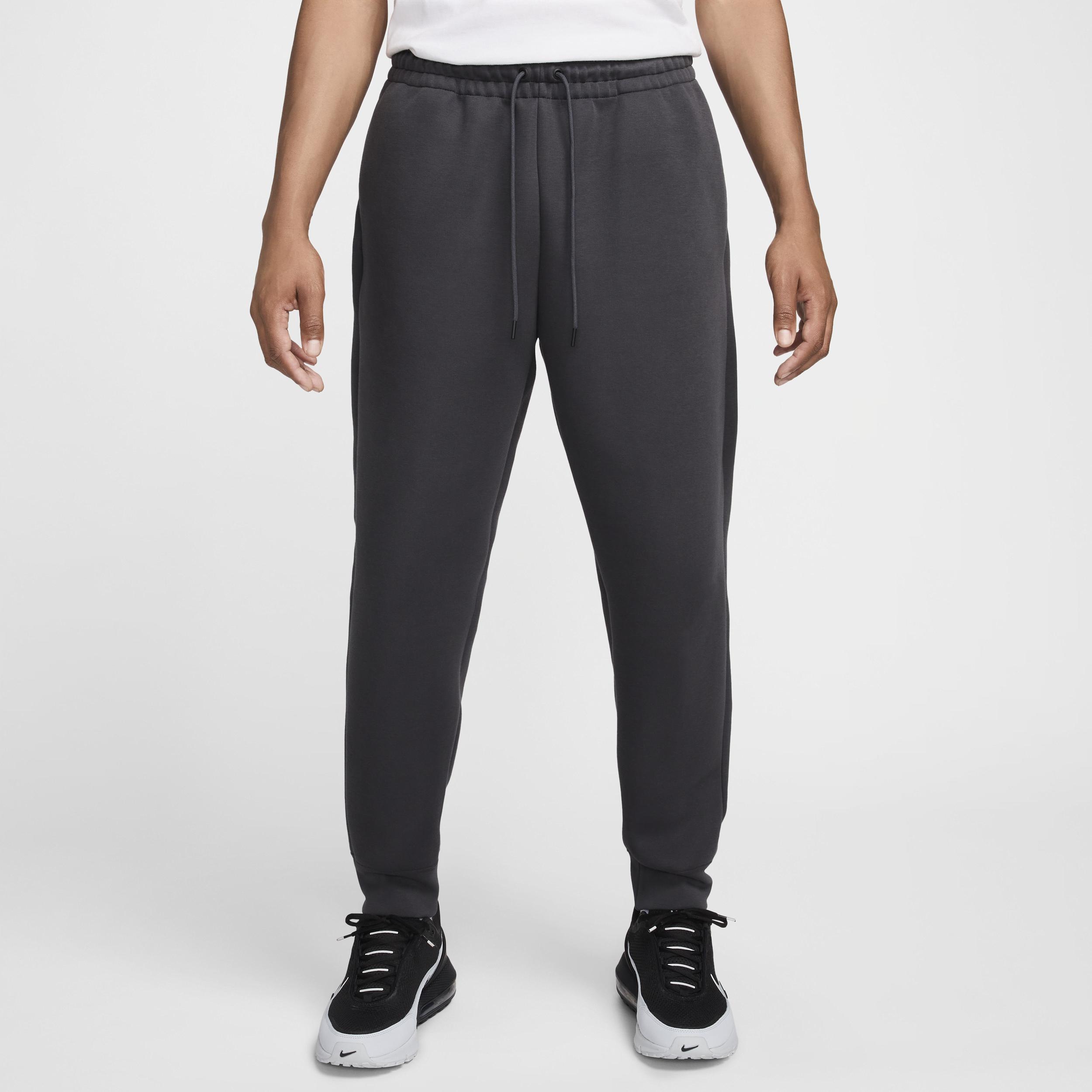 Nike Men's Tech Fleece Pants Product Image