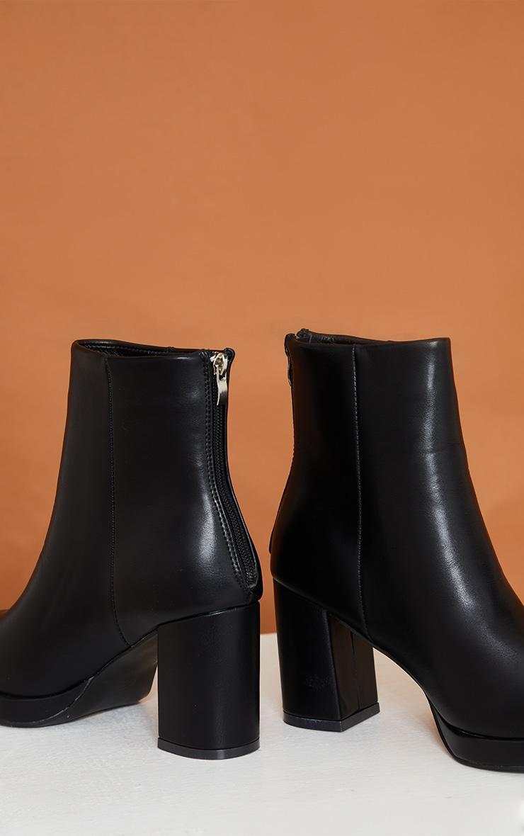 Black Slight Platform Basic Heeled Ankle Boots Product Image