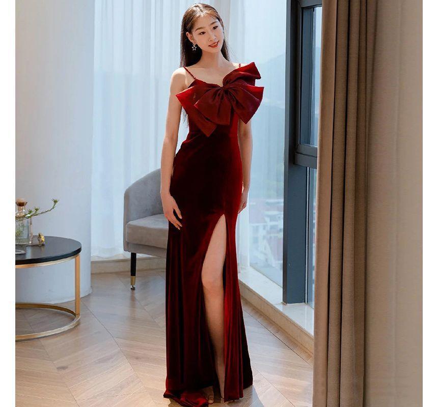 Spaghetti Strap Plain Bow Slit A-Line Evening Gown Product Image